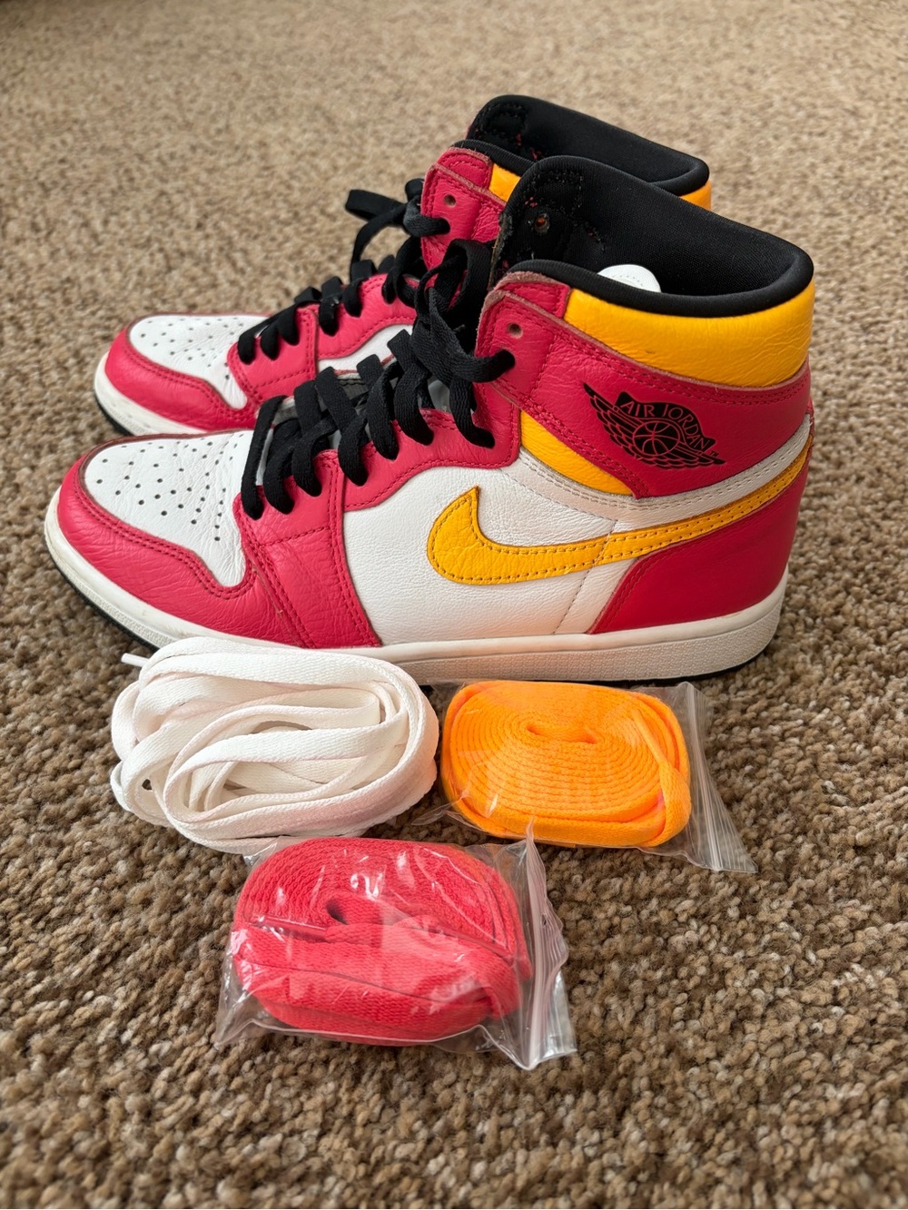 Air Jordan 1 Retro High OG “Light Fusion Red” 2021